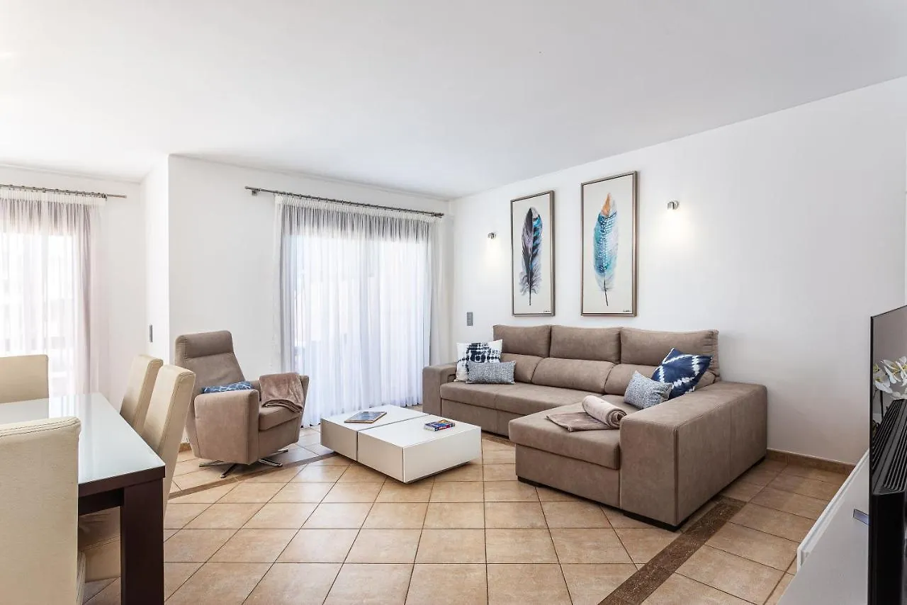 Villa Simone By Intiholidays Quarteira