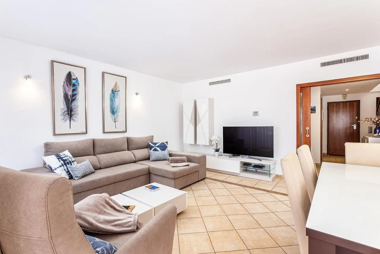 Villa Simone By Intiholidays Quarteira 0*,