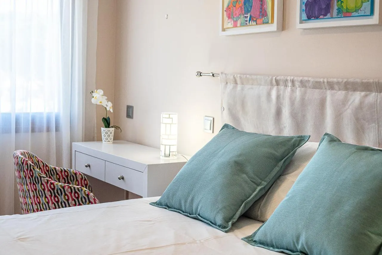 Holiday home Villa Simone By Intiholidays Quarteira
